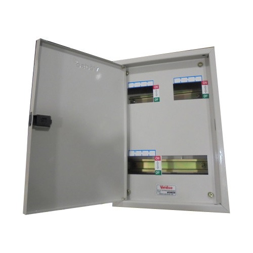 4 Way IP40 Distribution Boards Three Phase