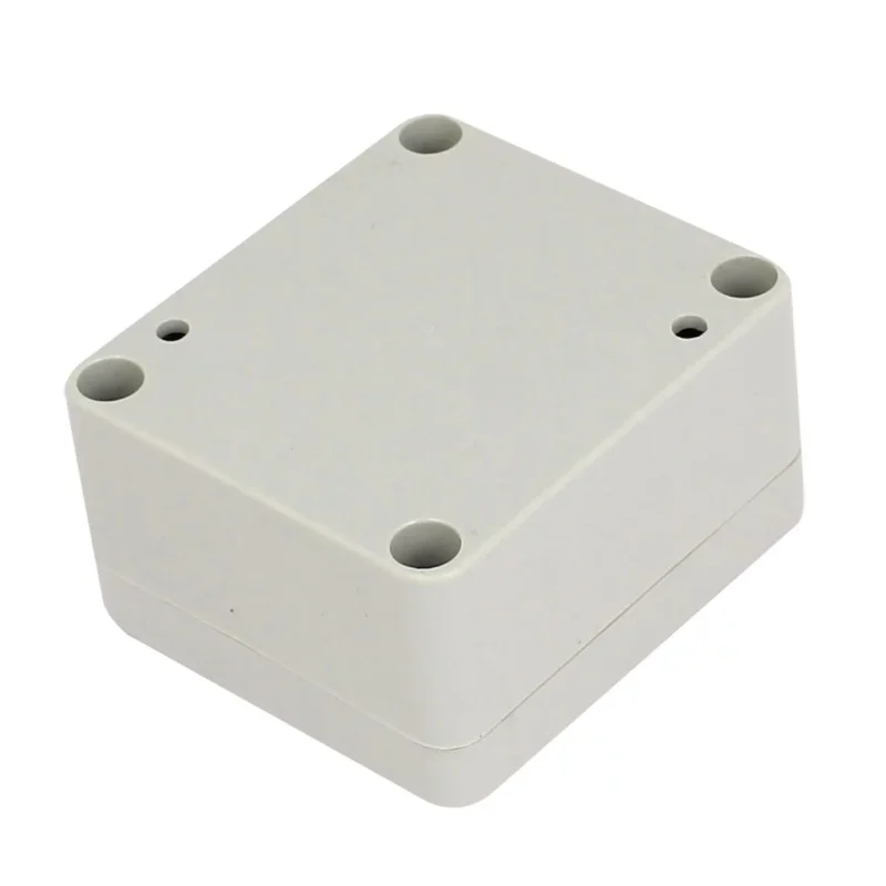 140 x 140 x 95 mm Wall Mounted 4 ways Junction Boxes