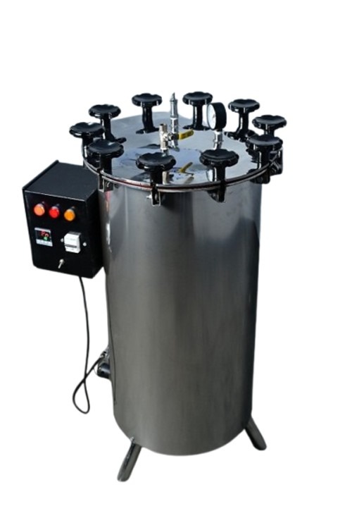 LU-184 Semi-Automatic Vertical Autoclave 81 L