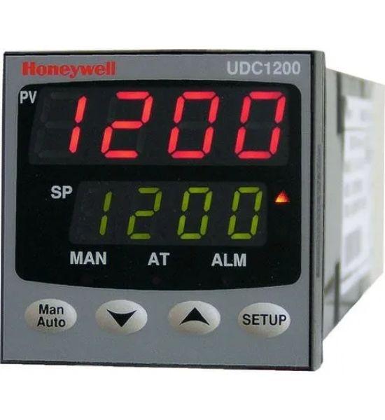 Honeywell UDC1200 DIN Temperature Controller -20 to 80 deg C
