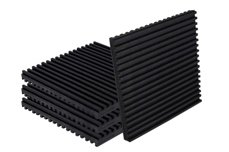 17352-401_image_0.jpg Shree Umiya 500 x 500 mm Insulating Pad INSP-01 5 - 10 kg 15 mm