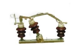 15747-147_image_0.jpg Three Phase 1 Pole AB Switches High Voltage