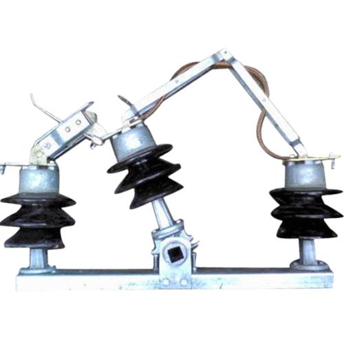 15951-220_image_0.jpg Sumitra Electricals Three Phase 3 Pole AB Switches High Voltage