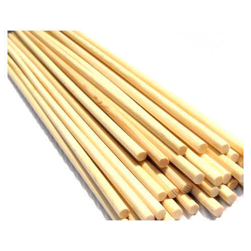 15999-443_image_0.jpeg WOOD WORLD Silver Wood 3x2 Inch 10 Ft