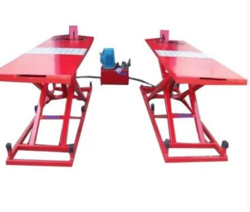 16282-1243_image_0.jpg Shree Equipments Industrial upto 230 kg 6 m Scissor Lift Electric