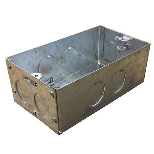 16282-804_image_0.jpeg 1 - 18 Module Silver MS GI Box