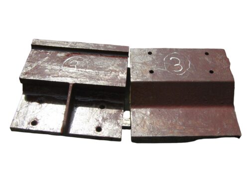 CASTER'S Austenitic Manganese Steel Liner Plate IS 276 Grade 2 300 x 300 x 25 mm