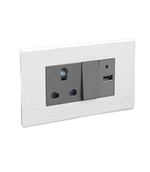 16735-4575_image_0.jpg Wipro R0110 Switch Socket Combined Box 6 A