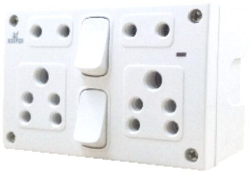 16962-23_image_0.jpg HOSPER H233 Switch Socket Combined Box 6 A