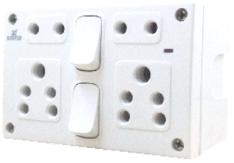 16962-23_image_0.jpg HOSPER H233 Switch Socket Combined Box 6 A