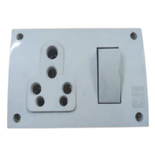 SM Switch Socket Combined Box 16 A