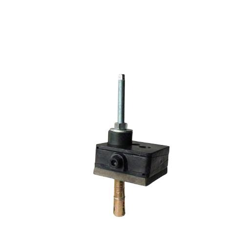 Dynemech 8000 kg Bolt Wedge Mount DT5-m 18 mm Rubber