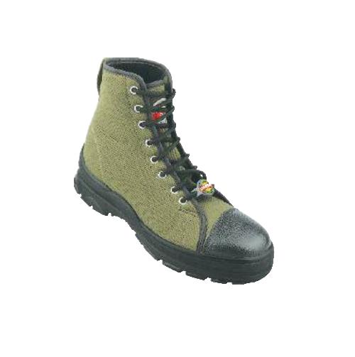 17373-5993_image_0.jpg MANGLA Heavy Cotton Ankle Boots UK 10