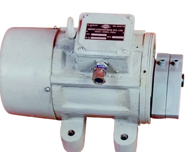 Cast Iron Three Phase Vibratory Motor