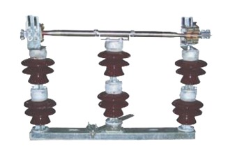 15659-145_image_0.jpg Hightension Three Pole Isolators 200 - 1250 A