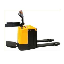 Siddhpura Engineers 3000 kg Iron Hand Pallet Trolley 1 1220 x 685 mm