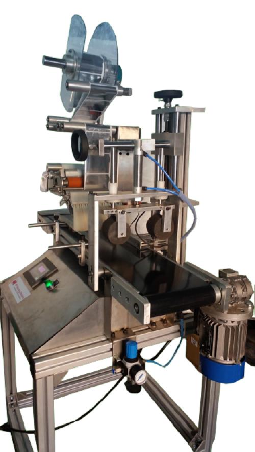 15864-210_image_0.jpg G M Packaging Label Pasting Automatic 2 kW 2000 piece/hr Packaging Machine