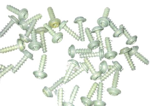 15883-102_image_0.jpg M4 12 mm Self Tapping Screws Mild Steel Zinc Plated