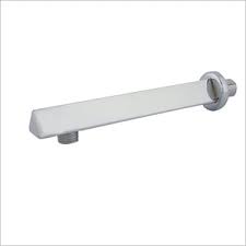 15934-69_image_0.jpg YUGDRASHTA 18 Inch Swan Neck Shower Arm