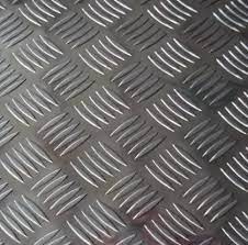 15947-143_image_0.jpg 8 mm E250 MS Chequered Plates 1250 mm