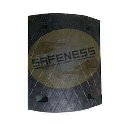 SOLESAFE Polymer Rubberized Speed Breaker SQL-TRS-SB-SB-002 Black