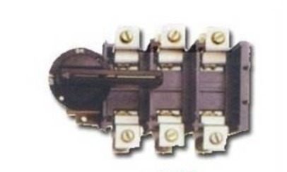 16050-2140_image_0.jpg TNE 3 Poles 8-250 A 220-440 V Switch Fuse Units