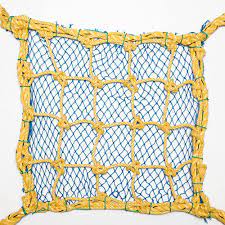 16076-179_image_0.jpg HDPE and UV Stabilized Braided Safety Nets 5 x 10, 3 x 10 m