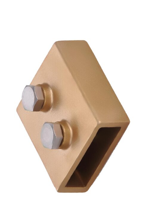 16206-7_image_0.jpg Brass Square Shape 500 A 25 x 6 mm Earth Clamps