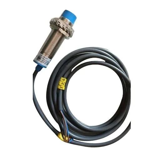 16209-1156_image_0.jpg Inductive SS And Plastic Cylindrical Proximity Sensors