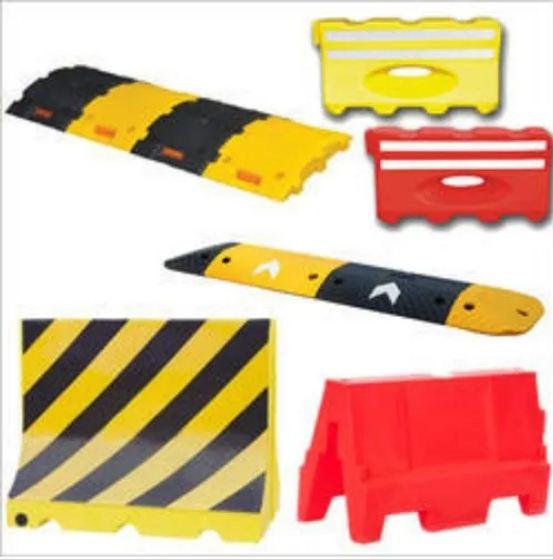 16236-866_image_0.jpg Shree Vinayak Virgin Polyethylene Traffic Road Barrier TB01