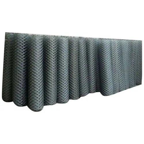 16244-850_image_0.jpg Crimped Wire Mesh 2 mm Galvanized Iron