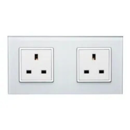 Legrand 10 A White 3 Pin Plug Electrical Sockets