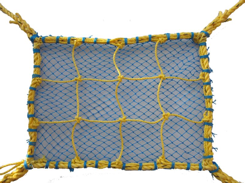 16370-147_image_0.jpg BALAJI SAFETY NETS Polypropylene Double Layer Safety Nets 10 x 5 m