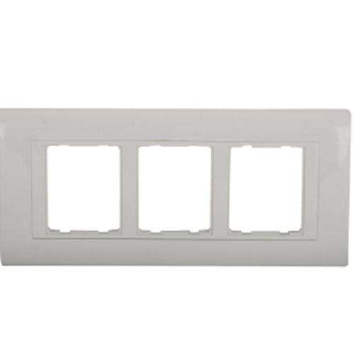 16423-1218_image_0.jpg Navkar 6 Module White Modular Switch Plate Cover