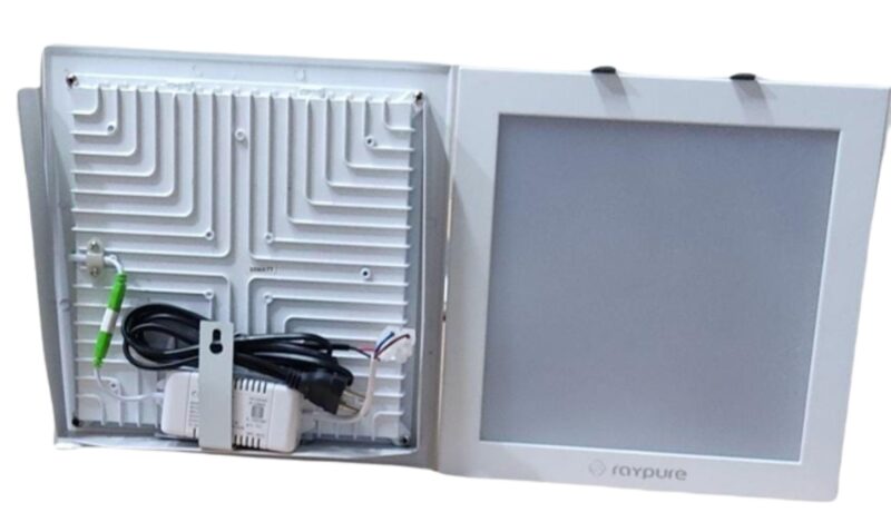 16424-1078_image_0.jpg Raypure RDC-Q170 18 W Square Recessed Photocatalysis Non UV Disinfection Light