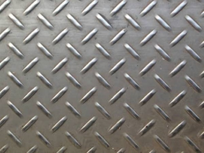 16758-138_image_0.jpg Al Masaar 3 - 5 mm E350 MS Chequered Plates 1000 mm