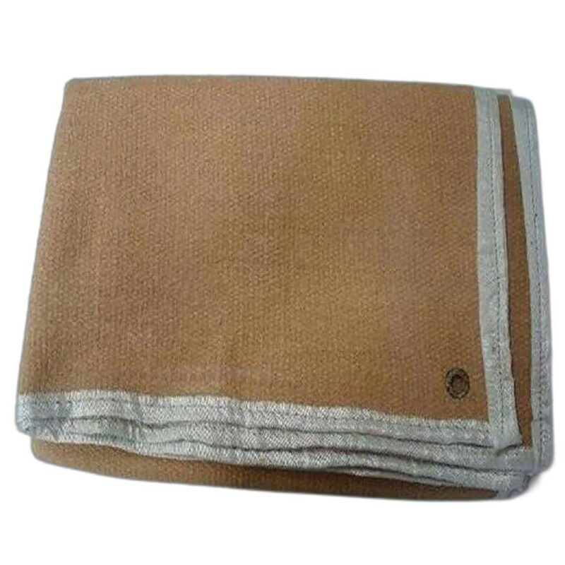 16815-1902_image_0.jpg SAFE FIRE Ceramic Fiber Blanket 550 - 650 kg/m3 1260 deg C