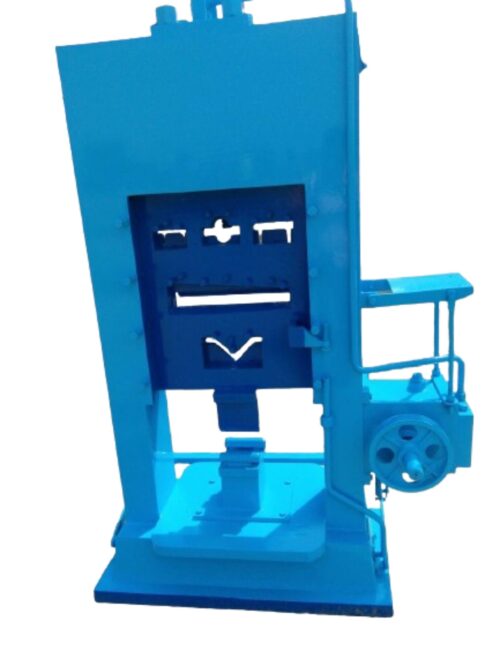16816-13908_image_0.jpg Seema Hydraulic M01 Metal Cutting Machines