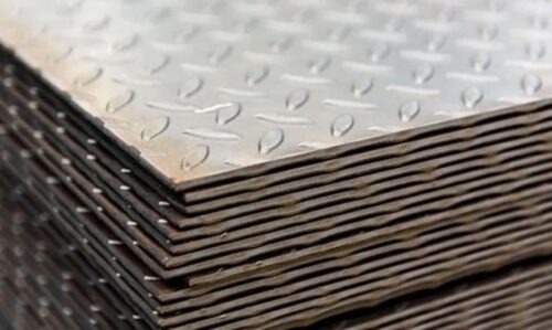 16824-8312_image_0.jpg Jindal 10 mm E250 MS Chequered Plates 1500 mm