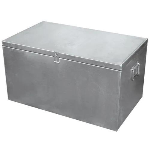 16829-8976_image_0.jpg SGE Polished Stainless Steel Storage Trunk 100 kg