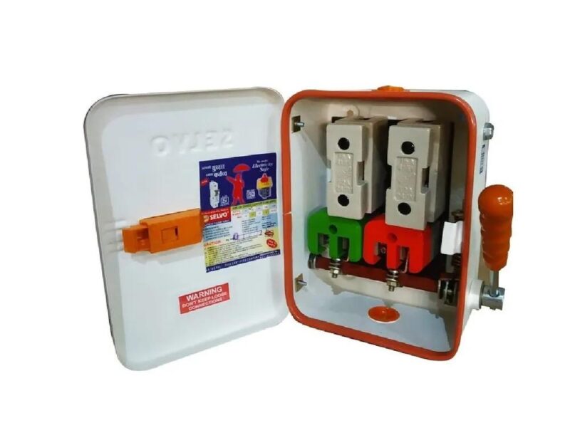 17285-2718_image_0.jpg SELVO Double Pole 32 A 240 V Switch Fuse Units